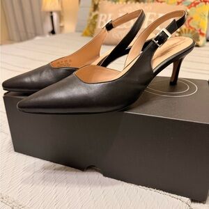 Naturalizer Elegant Black Pointed Heels